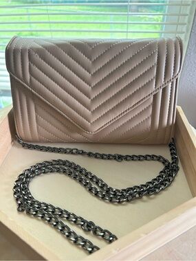 Quilted Chevron Chain Shoulder Bag - Taupe